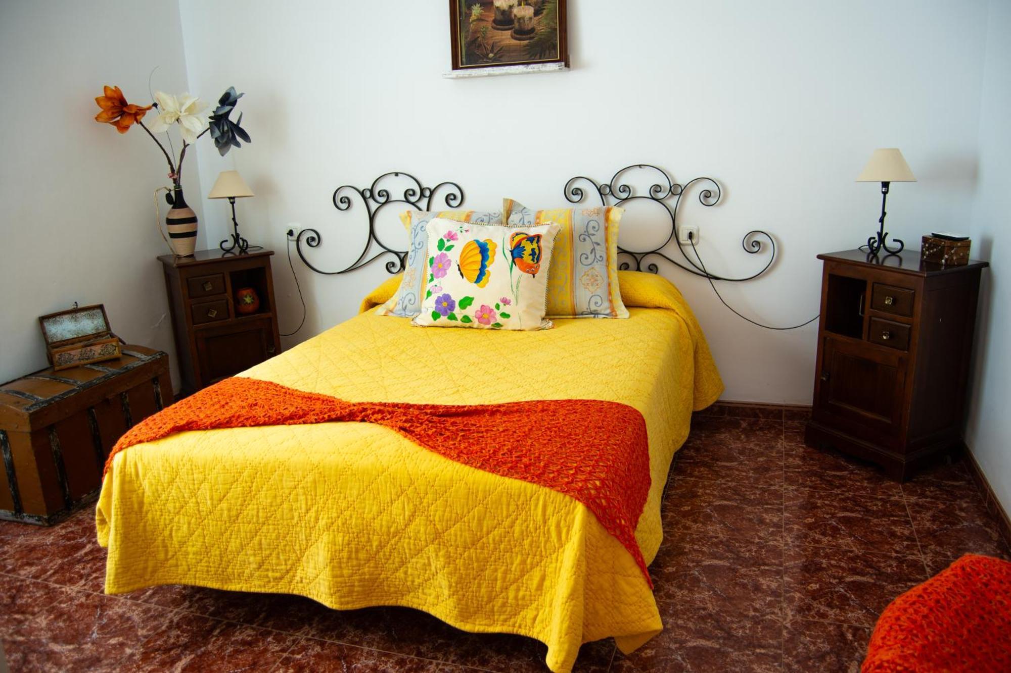 Alojamiento Rural Las Acacias กาบรา ภายนอก รูปภาพ